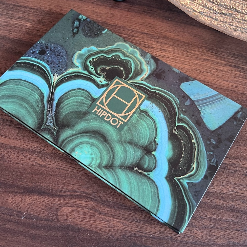 Hipdot Beauty Eyeshadow Palette Cenote